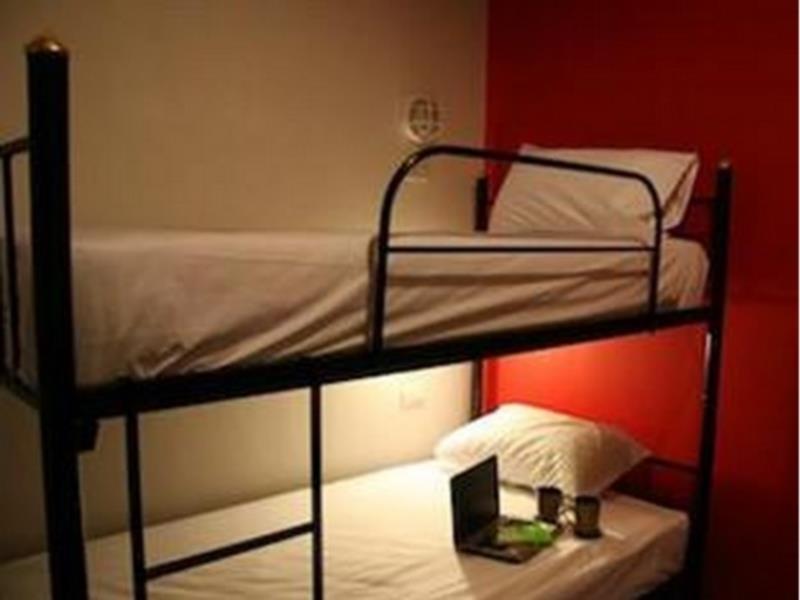 Kool Backpacker Hostel Patong Exterior foto
